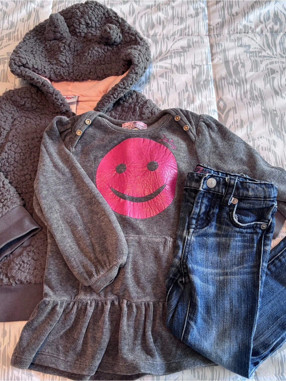 24 month Clothing Lot-3 pieces